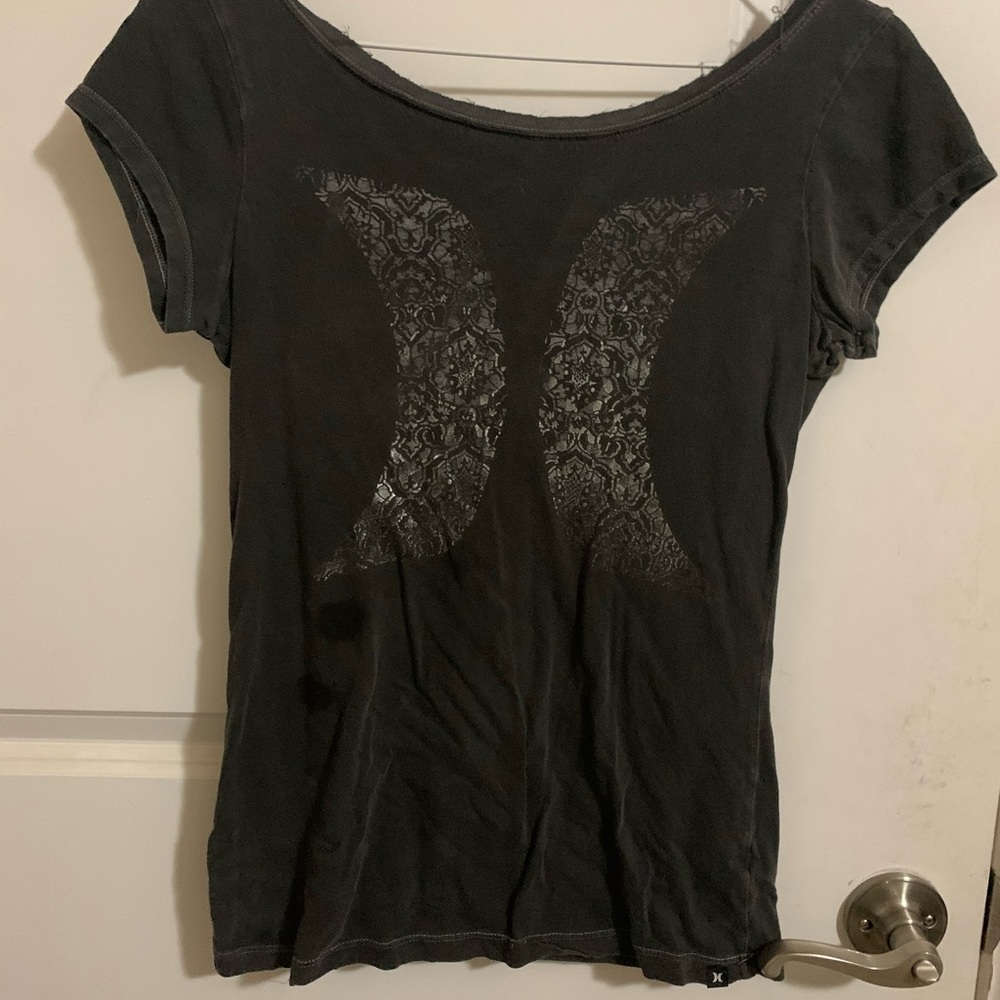 Small Hurley shirt